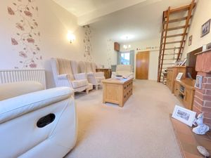 HILL COTTAGES- click for photo gallery